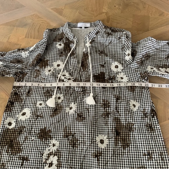 Pearl by Lela Rose Gingham floral voile tunic top tasseled long sleeve V-neck - Picture 12 of 13
